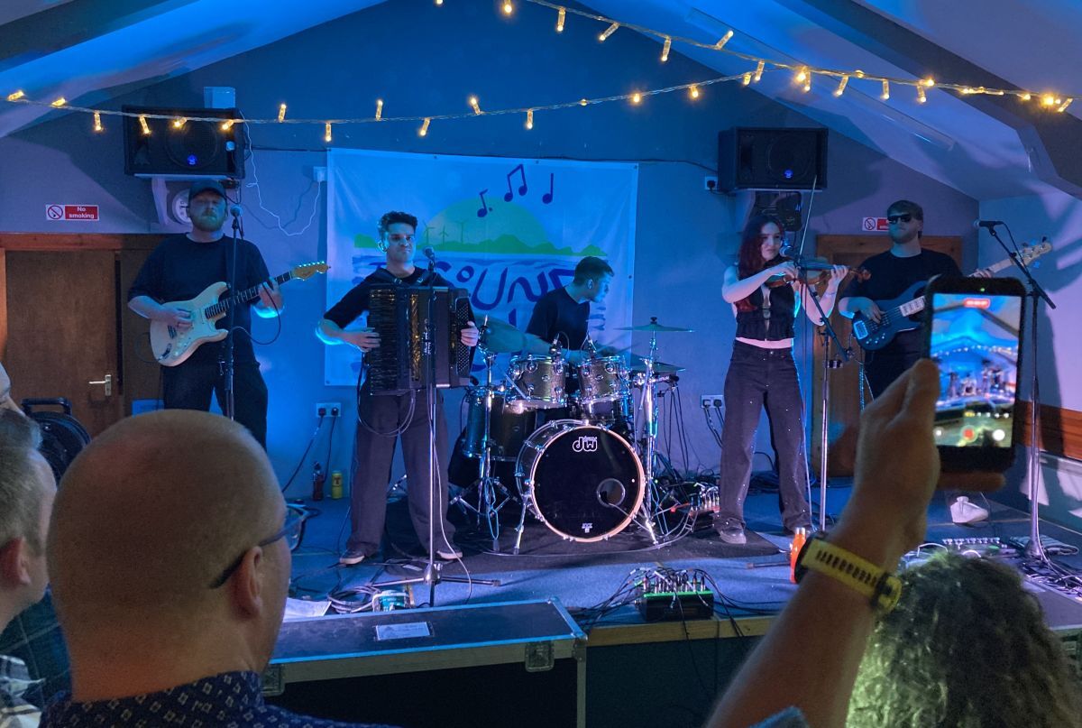 Sold-out crowds celebrate best of island life at Sound of Gigha