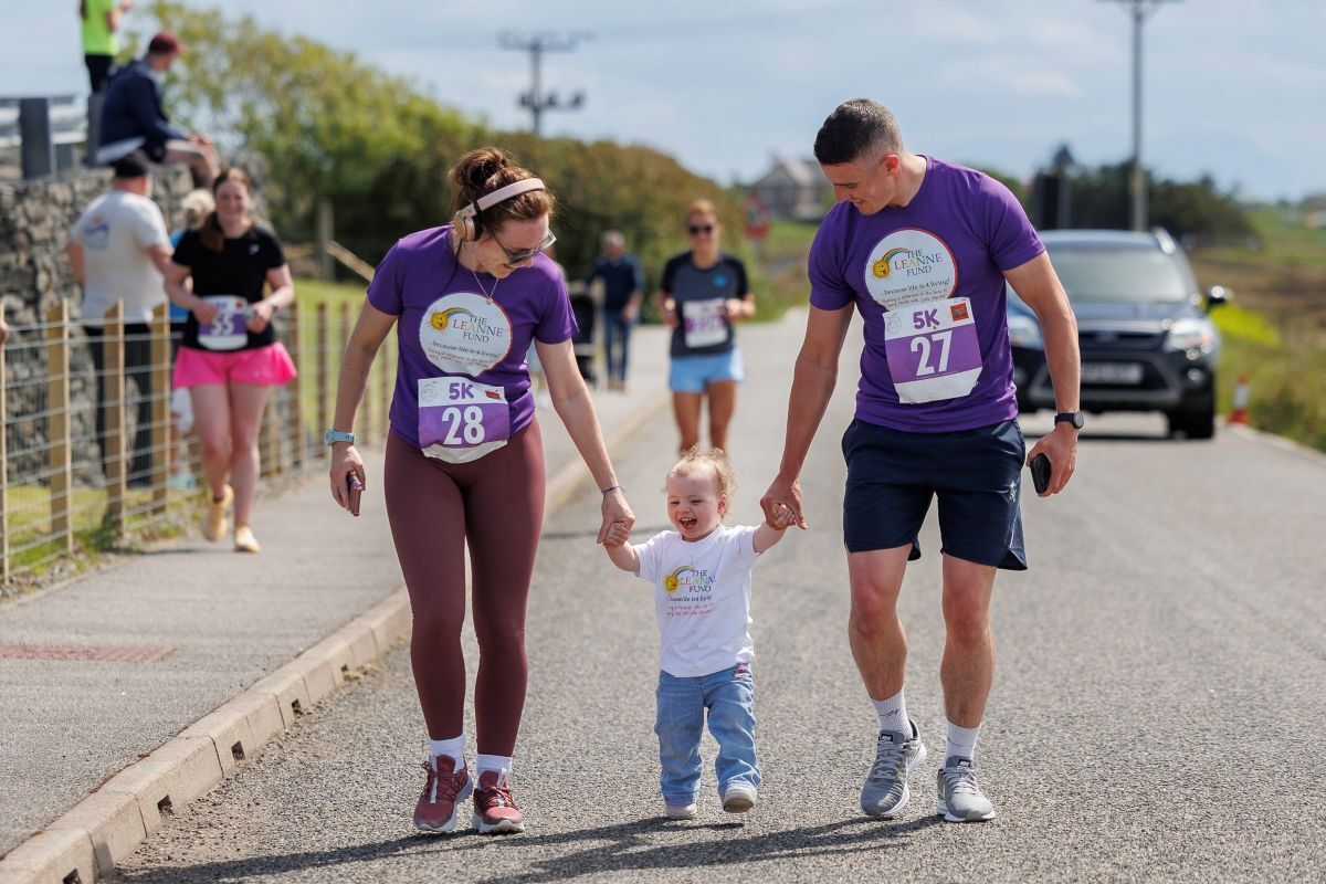 WEB NO F26 Leanne Fund Run 26 Photo credit SandiePhotos 01