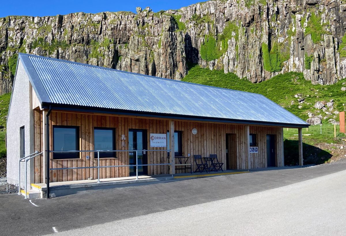 WEB NO F26 Staffin Harbour 26 facilities building