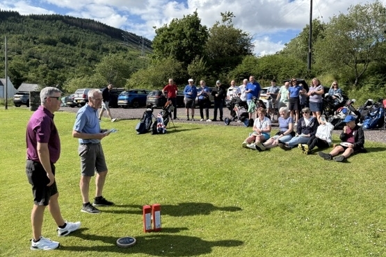 In glorious sunshine, club captain Andrew Henderson gave out the prizes for the scramble-type tournament.
