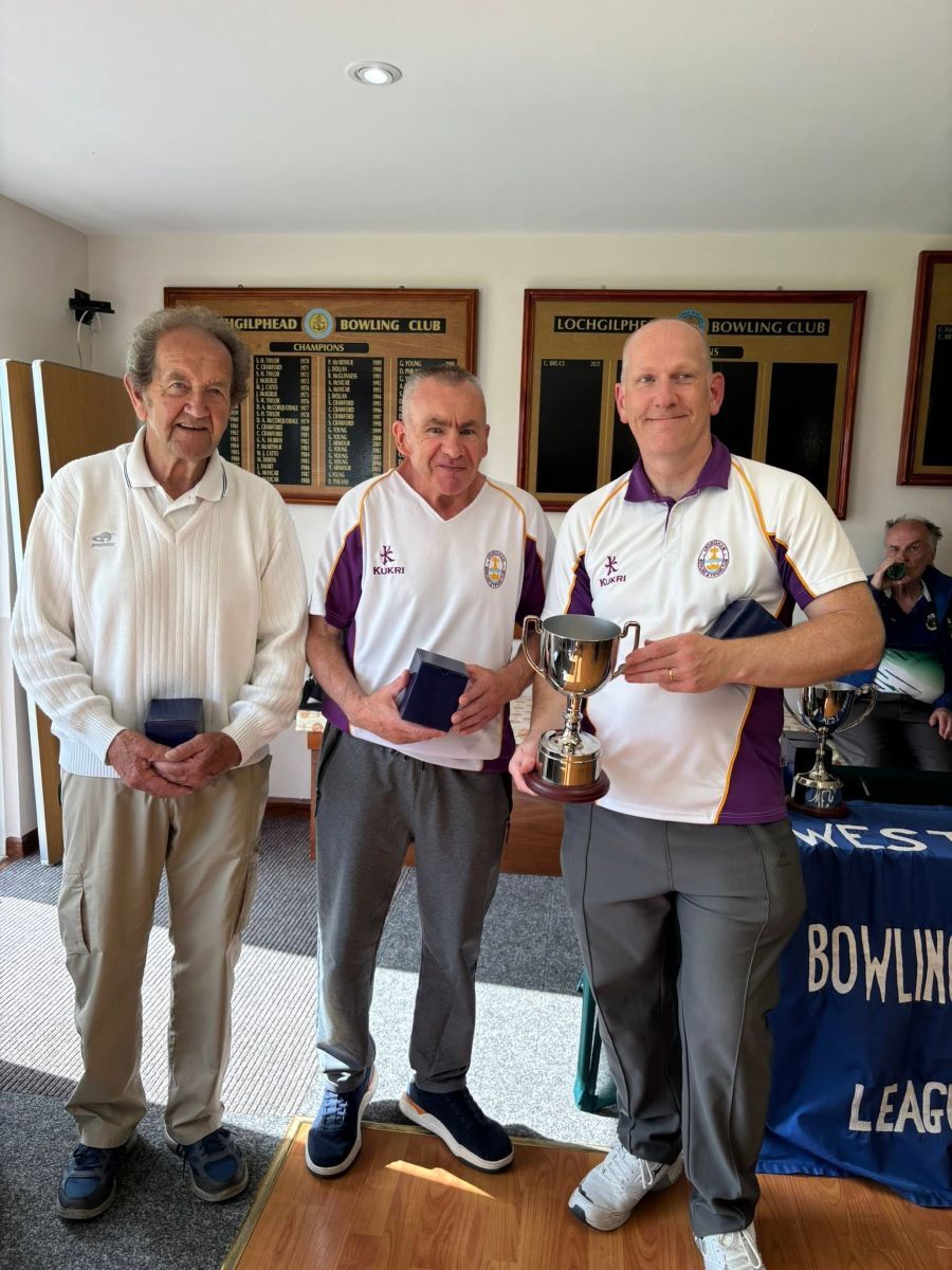 WEB NO AA26 Gents West Argyll Bowling Finals Triples Tommy McRae Jamie Lang Alister Craig Ardrishaig BC WEB NO AA26 Gents West Argyll Bowling Finals Triples Tommy McRae Jamie Lang Alister Craig Ardrishaig BC