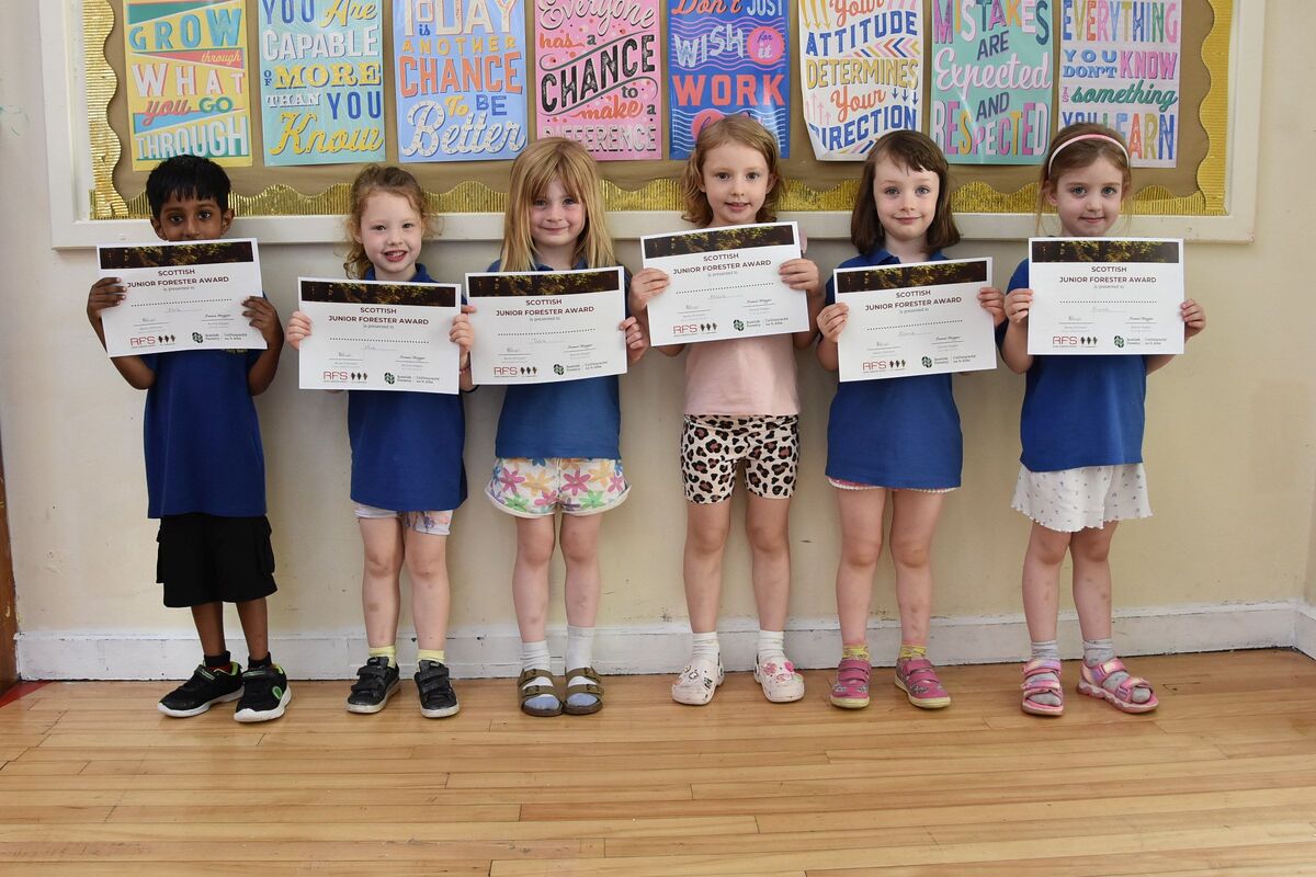 Brodick Early Years pupils with their Junior Foresters Awards from Royal Forestry Society. Brodick Early Years pupils with their Junior Foresters Awards from Royal Forestry Society.