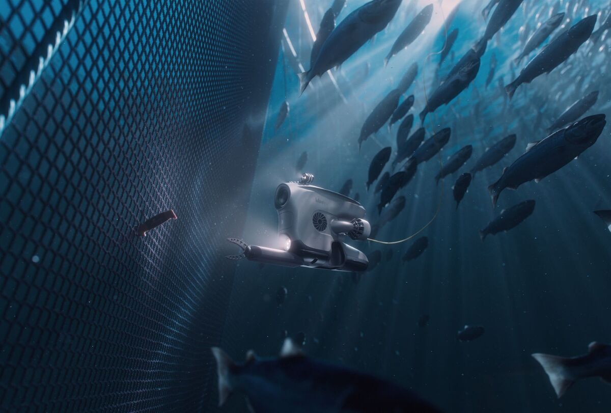 SCS Blueye Robotics X3 ROV removing knife inside fish pen illustration May 26