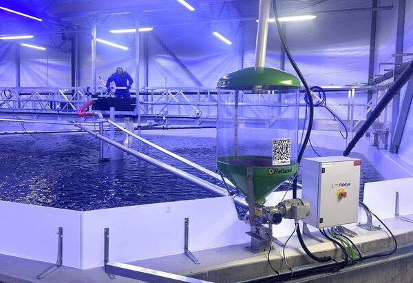 AQUACULTURE UK SHOWCASE - HELLAND SILOSYSTEM