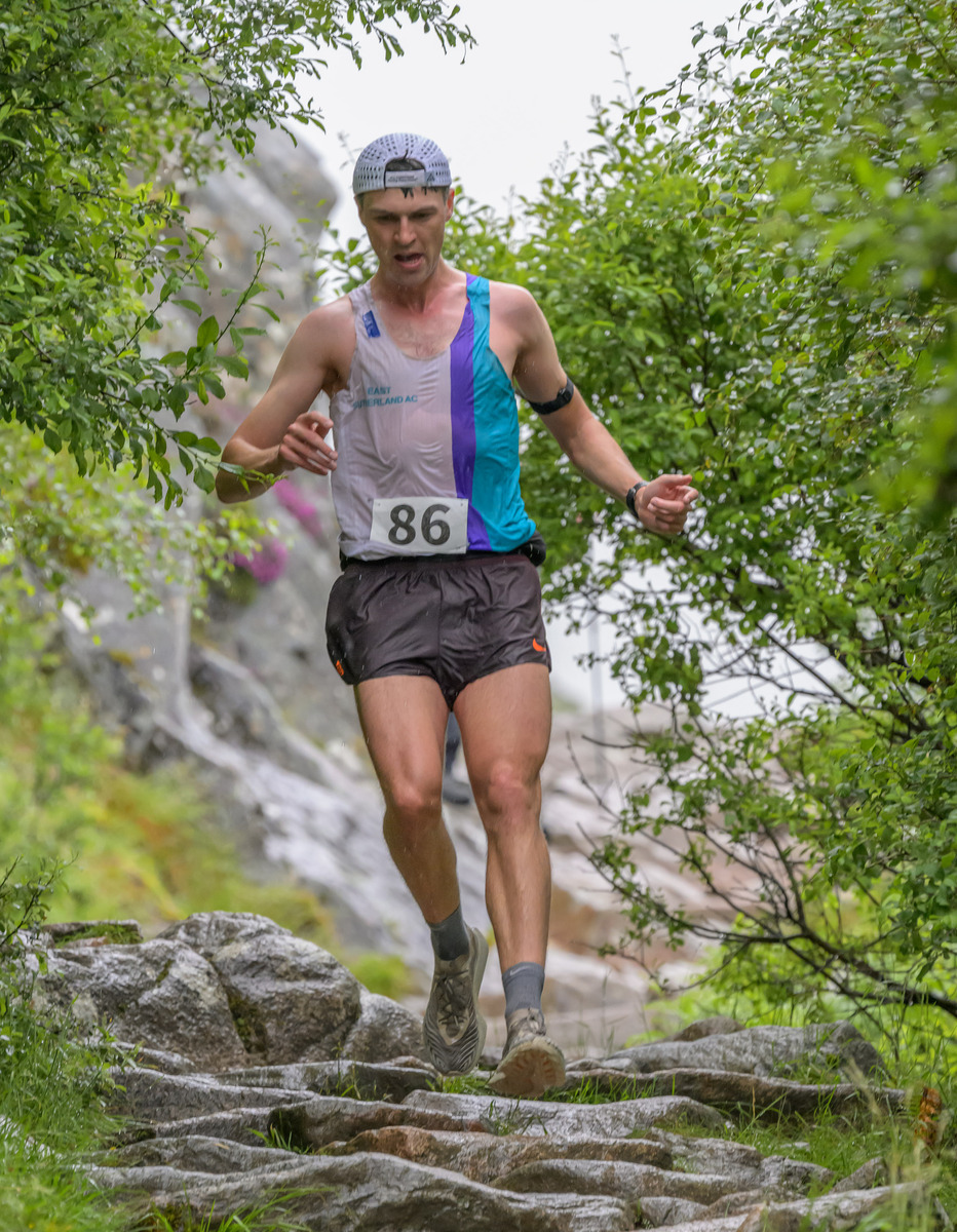 NO F29 Lochaber Athletic Club 26 Triple Hirple Half Ben Hill Race Winner Ross Gollan PH