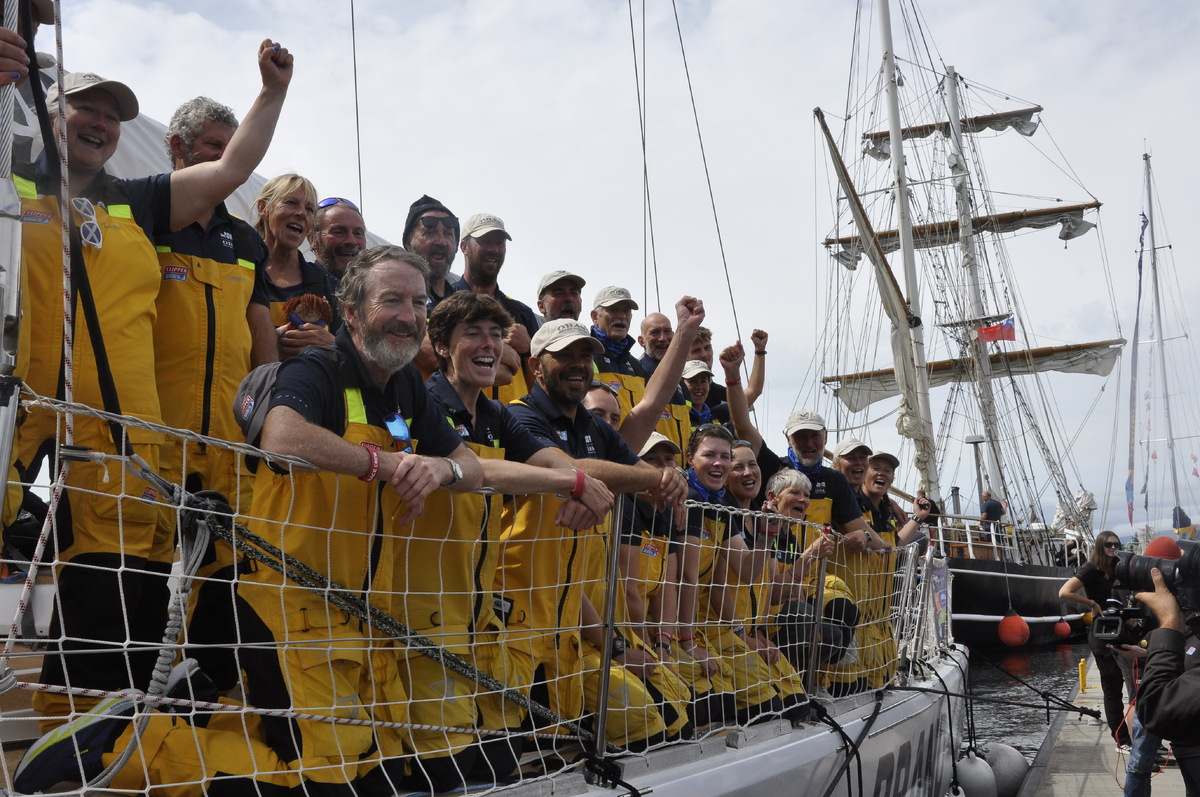 Clipper team Scotland receive hero's welcome in Oban