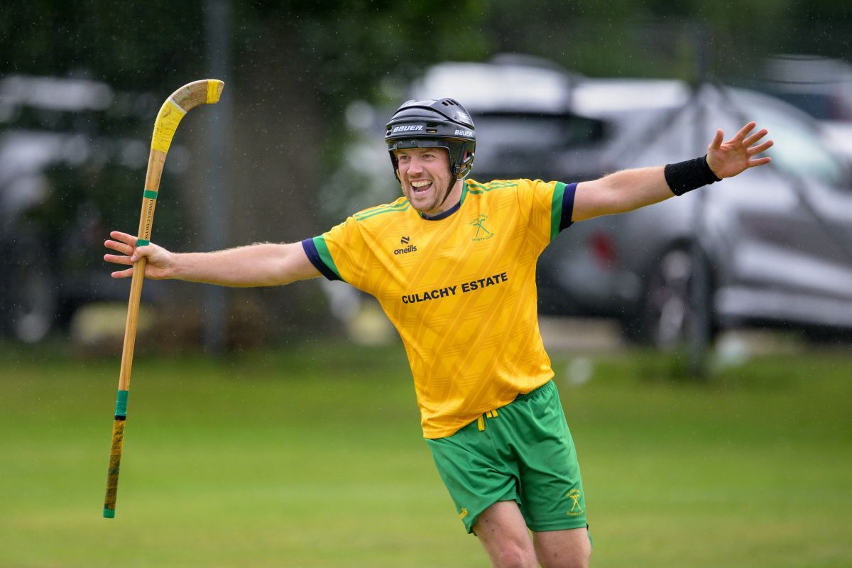 Raymond Robertson scores the last minute winner for Glengarry. Photograph: Neil G Paterson.