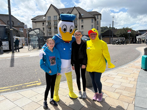 no t32 Donald Duck at Duck Race