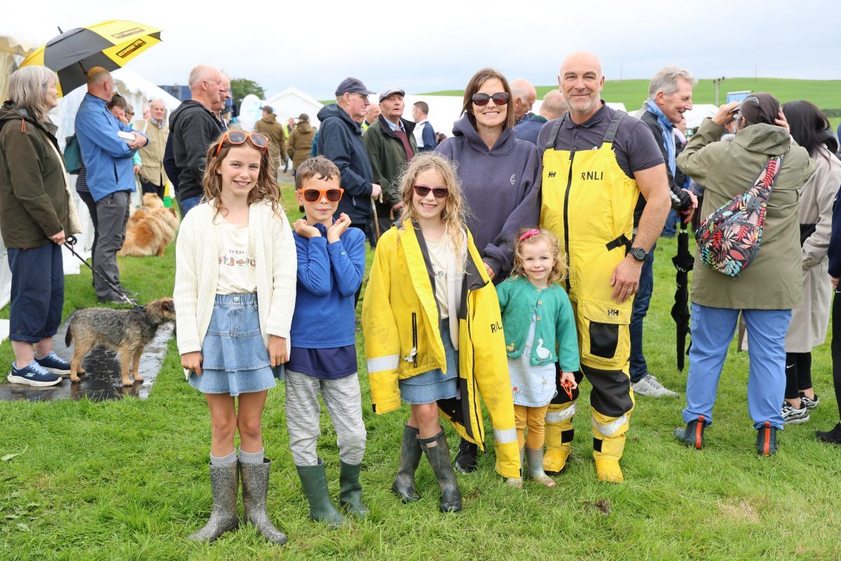 The Mullen family were among those who enjoyed the annual show at Anderston Park. Photograph: Kenny Craig. 