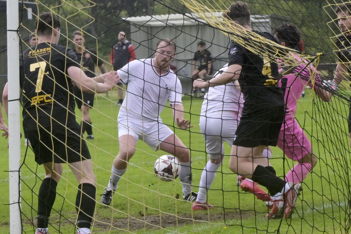 Coach Redpath rues missed chances following "disappointing" League opener