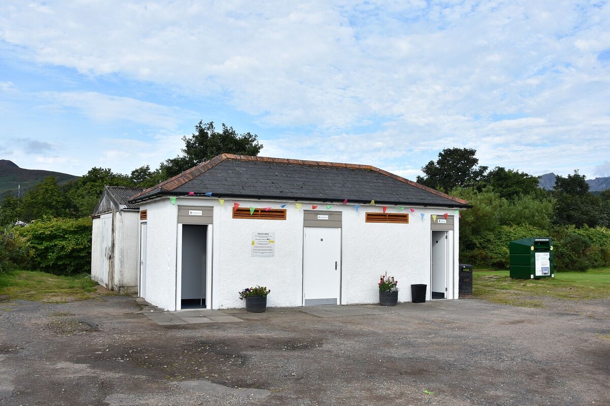 Invercloy public toilets reopen after major refurbishment