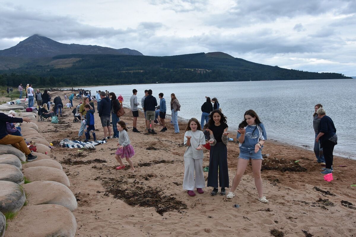 Sandcastle builders and relaxing adults filled Brodick beach at this year’s annual beach barbecue hosted by Brodick Improvements Committee. Sandcastle builders and relaxing adults filled Brodick beach at this year’s annual beach barbecue hosted by Brodick Improvements Committee.