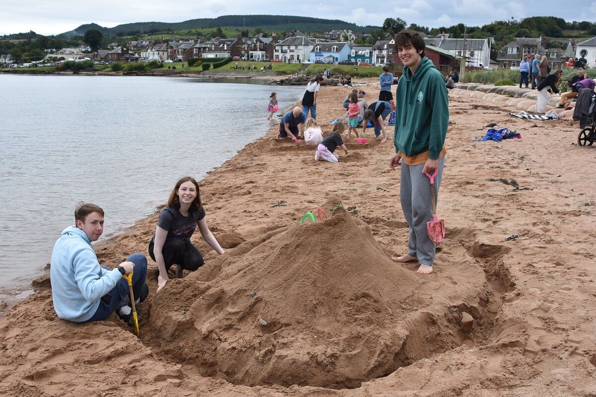 Competition was fierce but friendly among the sandcastle builders in the sandcastle competition. Competition was fierce but friendly among the sandcastle builders in the sandcastle competition.