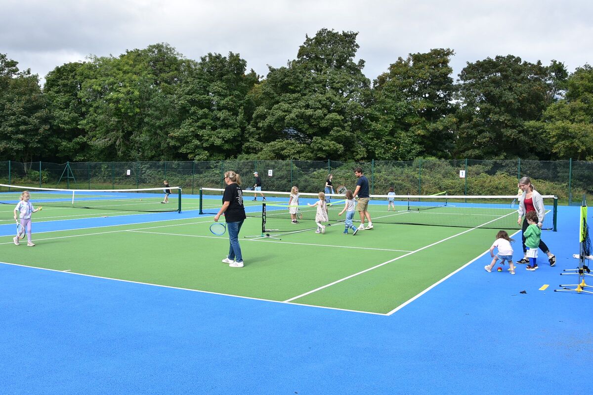 The open day included tennis sessions and activities before and after the official opening. 