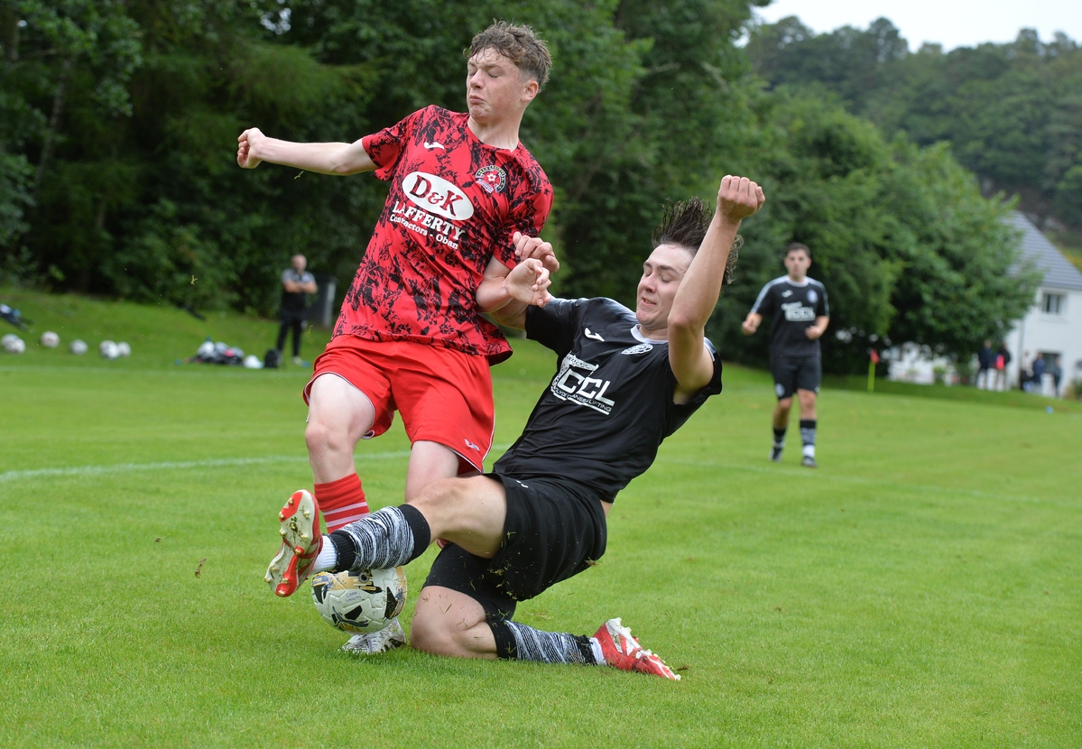 DSC 8759 15 slides in on Ruari MacLeod