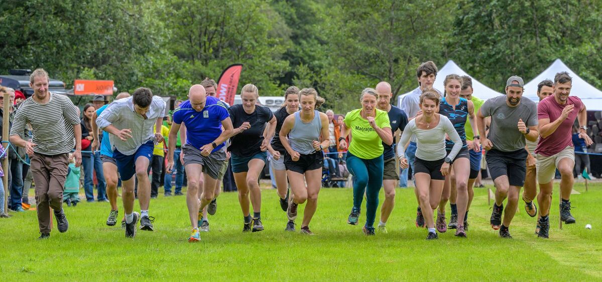 WEB NO F34 Glenfinnan Gathering 26 Mixed 200 Yards PH WEB NO F34 Glenfinnan Gathering 26 Mixed 200 Yards PH