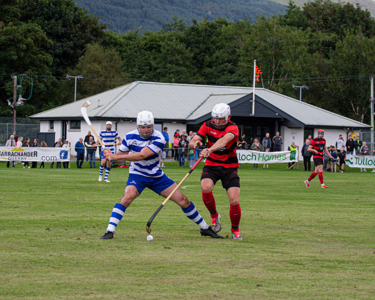 no t34 Oban Camanachd vs Newtonmore 8705