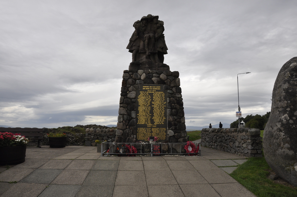 Oban war memorial is praised in national competition