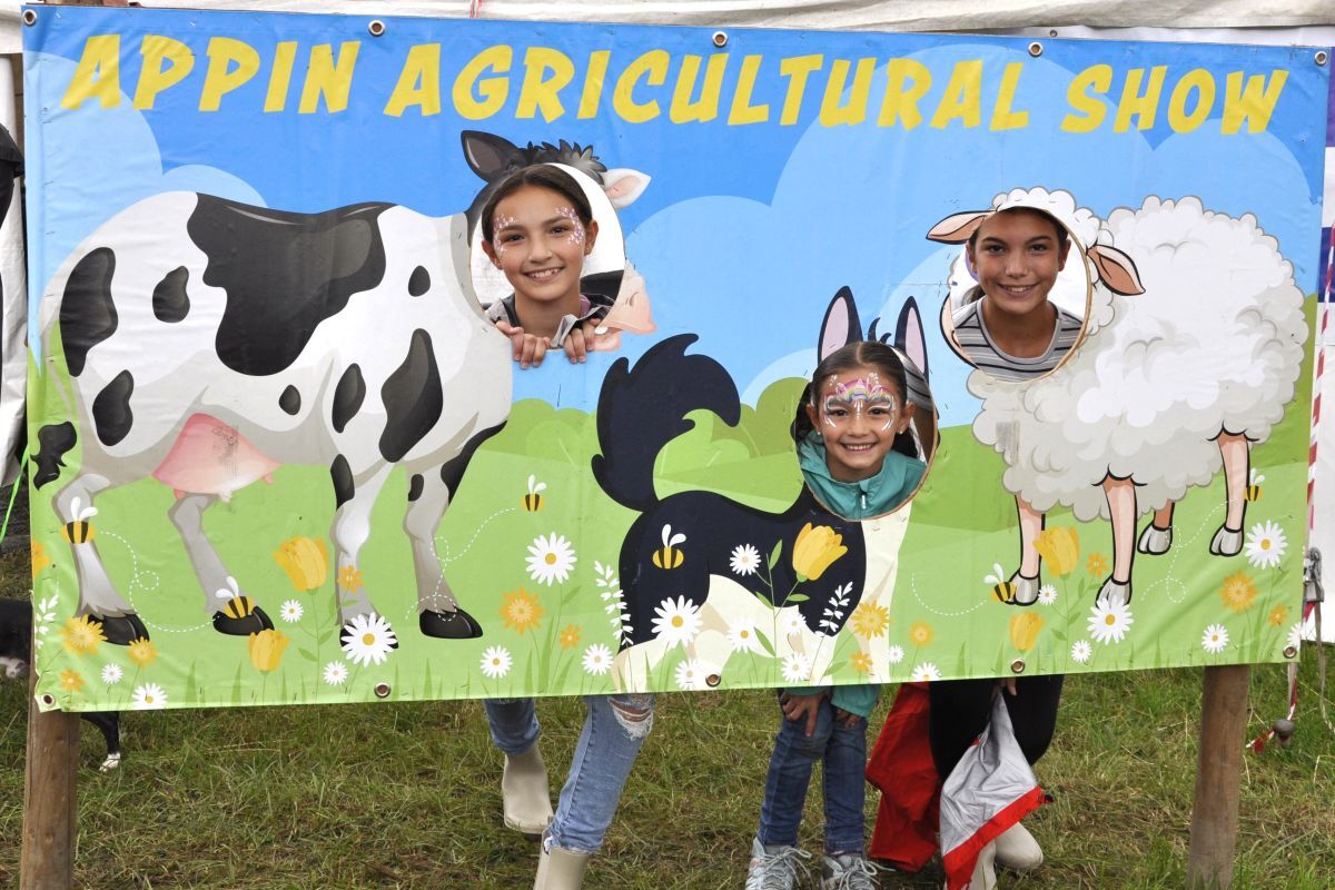 All smiles at Appin Agricultural Show