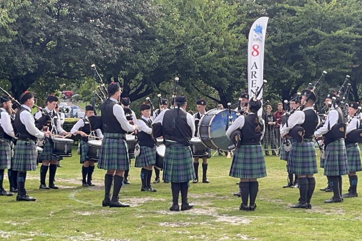 Local bands compete in World Pipe Band Championship