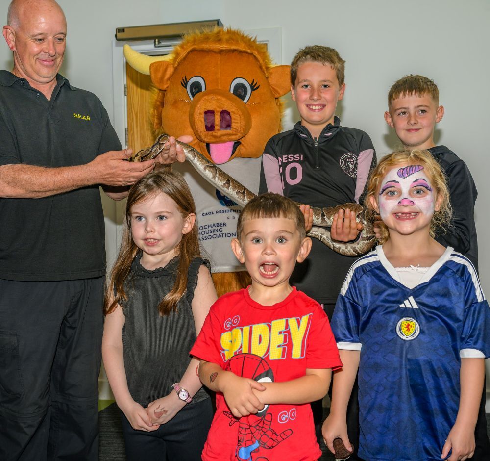 WEB NO F35 Family Fun Drop in Surgery 26 Scottish Exotic Animal Rescue PH