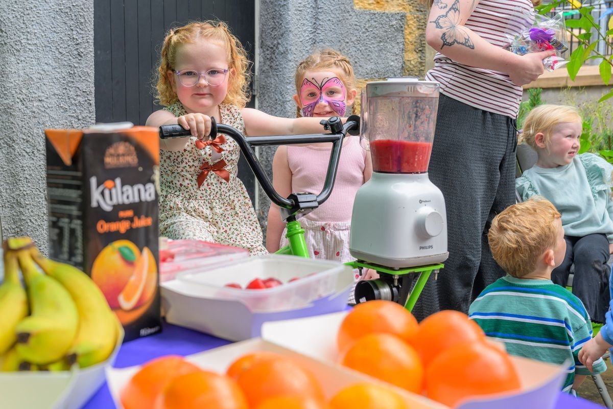 WEB NO F35 Family Fun Drop in Surgery 26 Smoothie Bike PH