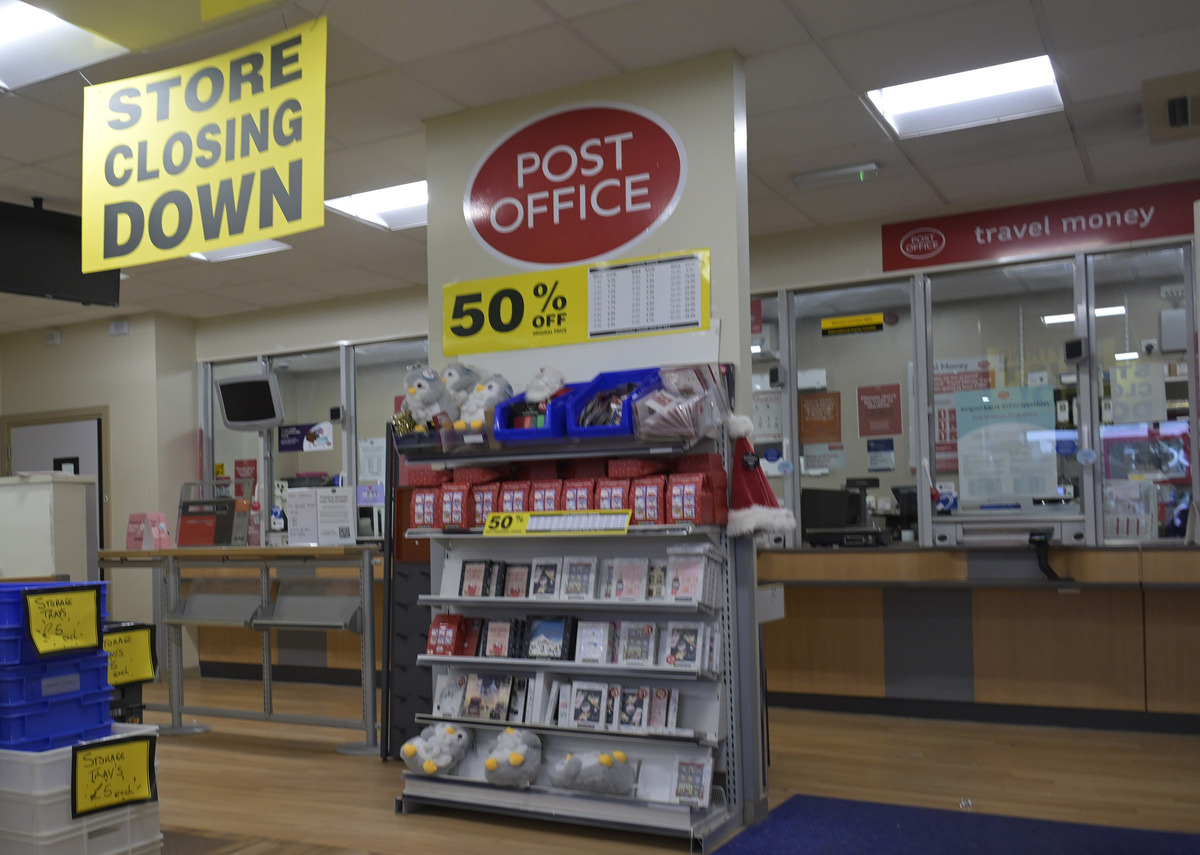 if f35 fort william Post Office Protest 02