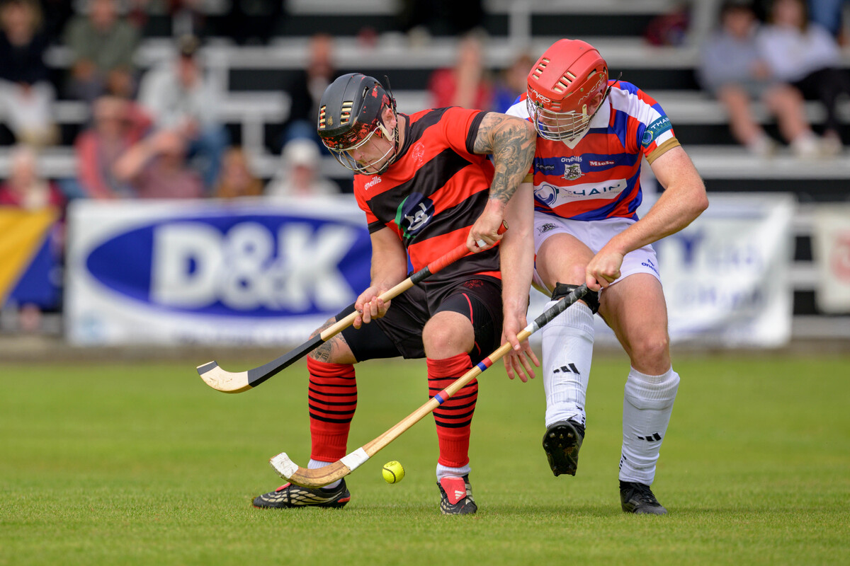 no np t35 Obans Connor Howe (left) with Calum Grant (Kingussie)