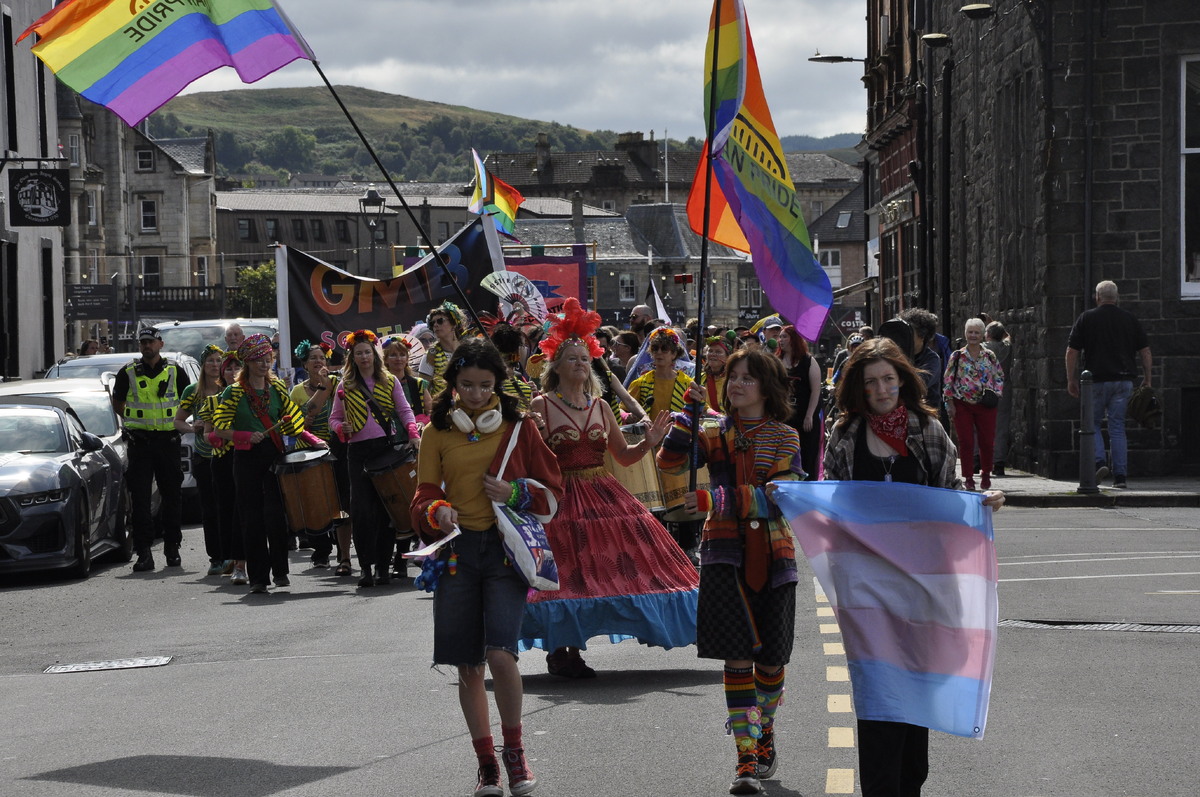 ow t35 oban pride 2026 march rounds onto the esplanade