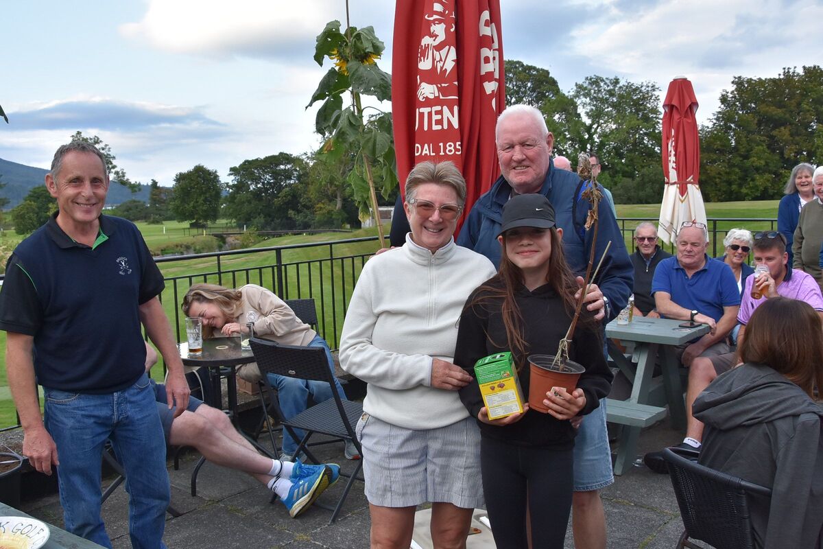 Winner of this year’s “booby” prize was Jim and Tanya Reid who accepted their prize with Maisie Robertson. 