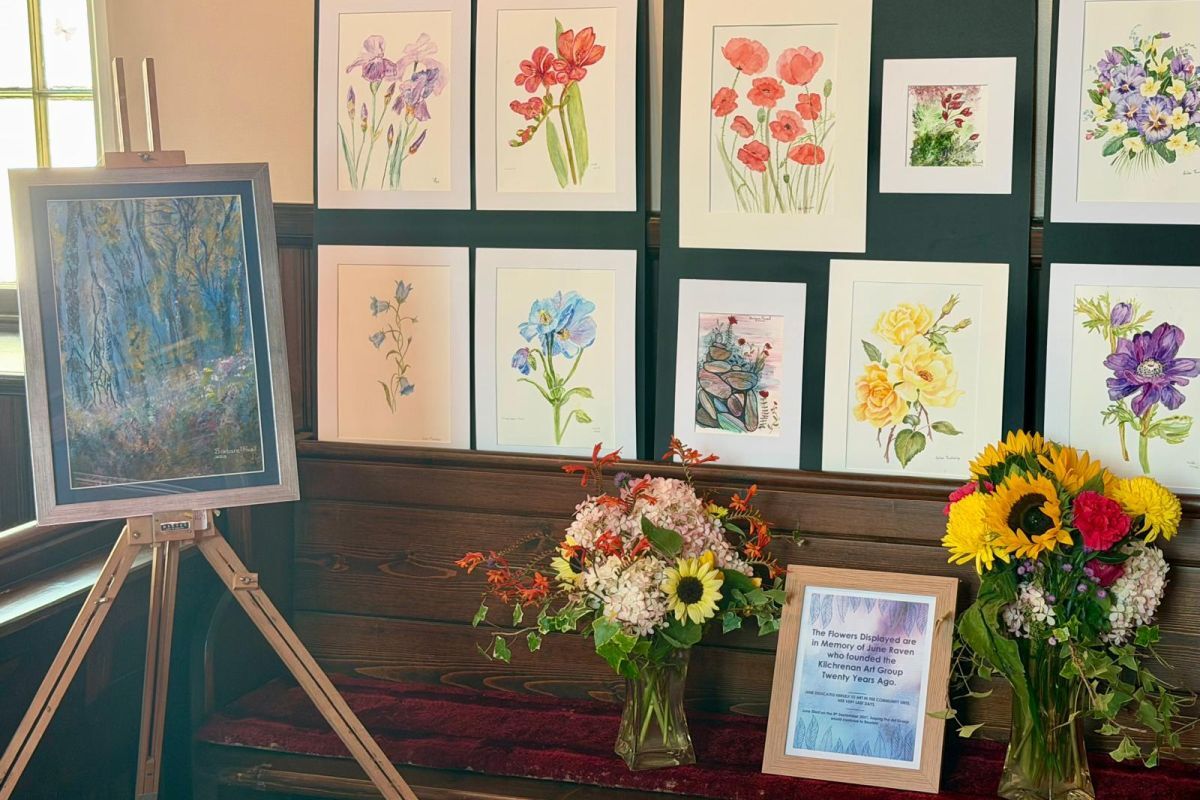 NO T35 Kilchrenan flower festival05 26