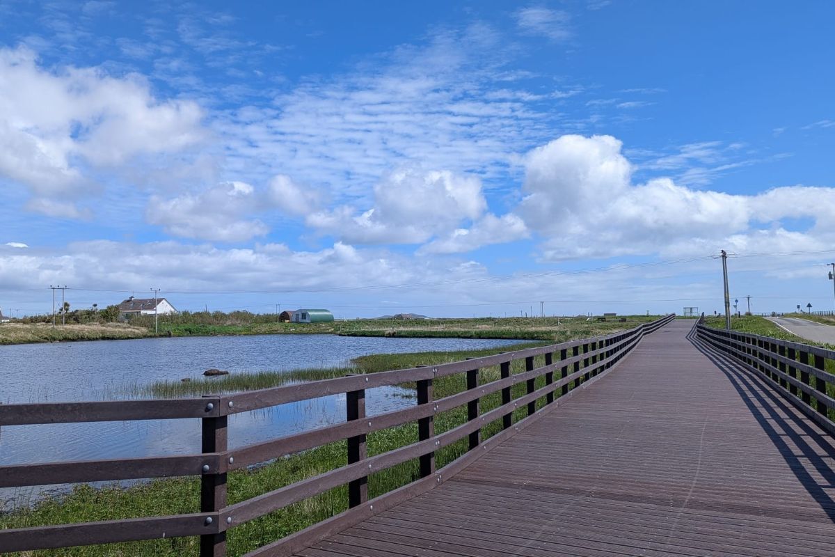NO T36 New South Uist pathway in Iochdar 01 web