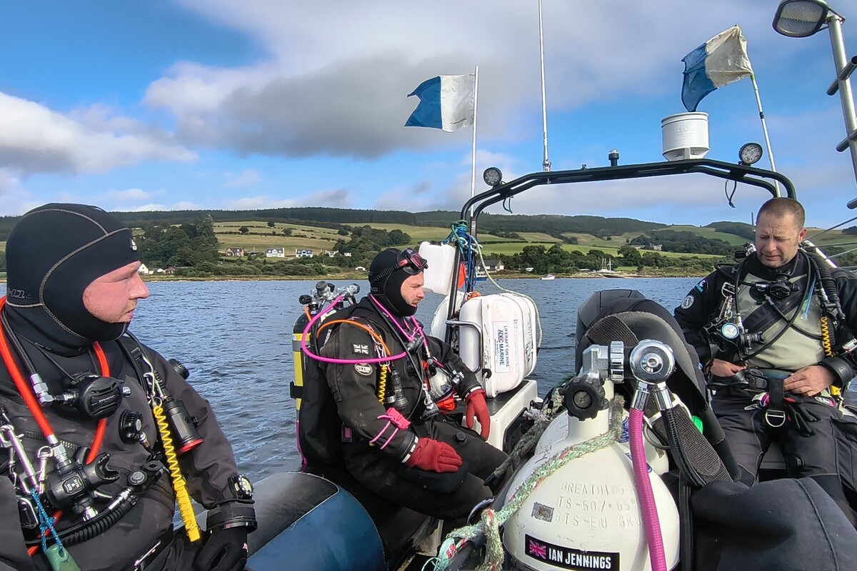 Divers prepare to dive in the No Take Zone. Photograph: Wreckspeditions.