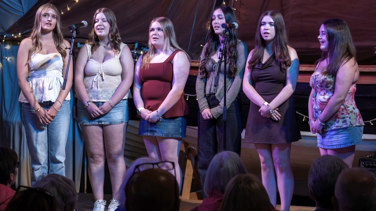 Campbeltown’s Grammar School Senior Girls’ Vocal Group members Ailie Renton, Brooke Coffield, Hannah Gilchrist, Isla Anderson, Sophie Galbraith and Keira McSporran delighted the Young Folk Night audience. Photograph: John Coffield. 