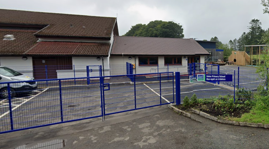 "Insufficient progress" at Salen Primary School