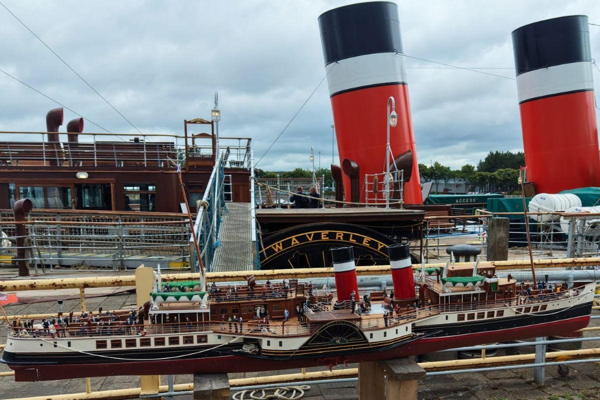 NO T37 Oban to celebrate 100 years of much loved King George V steamer 03 A scale model of Paddle Steamer Waverley the Worlds last seagoing paddle steamer web