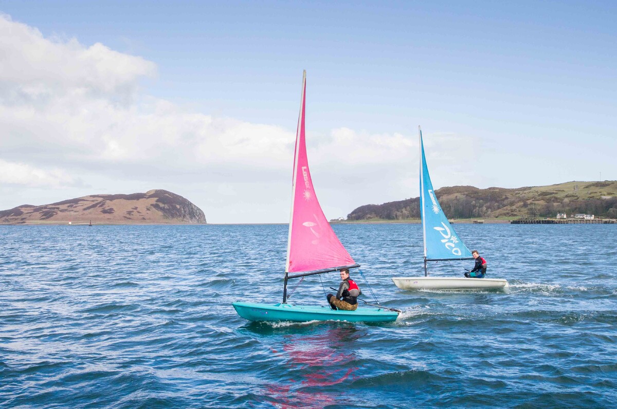 &pound;37,800 funding puts young Kintyre sailors on course for success